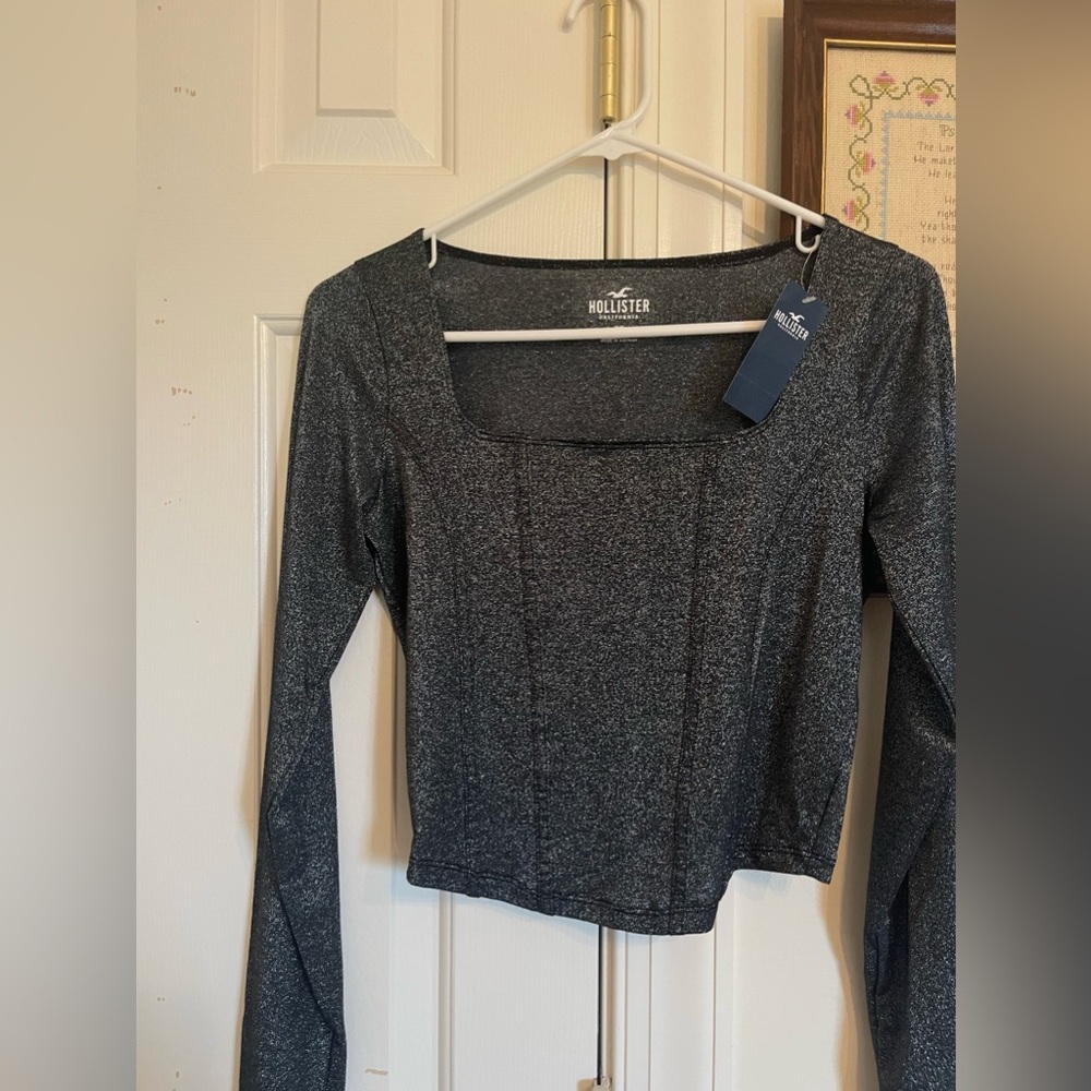 NWT Hollister Sparkly Top Size Med